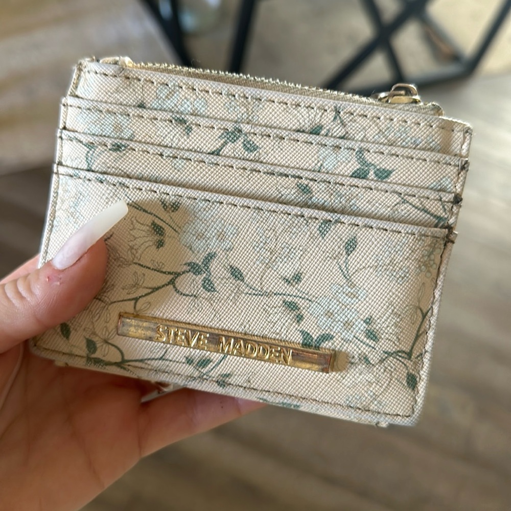 Steve Madden card holder wallet